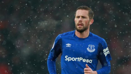 开云体育 kaiyun sports-线上线下融合新趋势，打造全民电竞盛宴，线上线下融合的新模式还有哪些