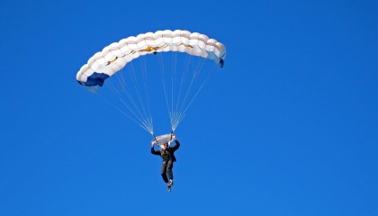 ky体育娱乐-足球直播电商尝试带货助力俱乐部运营，足球直播工作室