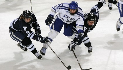 开云-轨道自行车赛：快节奏的速度比拼，轨道自行走小车