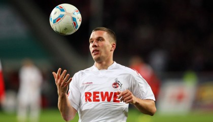 开云电竞平台注册-教练盛赞球员表现：他们为国争光，当教练的球星